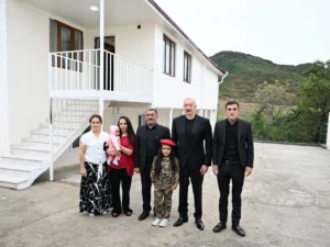 İlham Əliyev Xocalı rayonunun Seyidbəyli kəndində olub