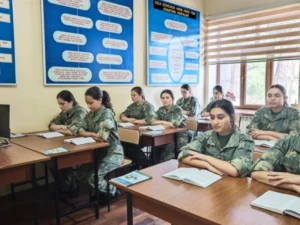 Azərbaycanda ilk dəfə qadın hərbi həkimlər hazırlanacaq