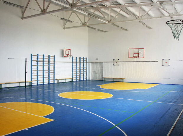 Bişkek məktəblərində təhlükəsizlik tədbirləri gücləndirilib Bişkek məktəblərində təhlükəsizlik tədbirləri gücləndirilib