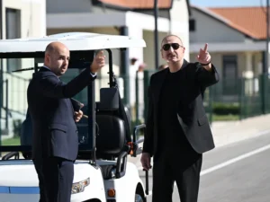 İlham Əliyev Cəbrayılın Horovlu kəndinin birinci mərhələsinin açılışında iştirak edib İlham Əliyev Cəbrayılın Horovlu kəndinin birinci mərhələsinin açılışında iştirak edib