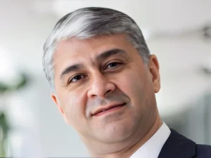 Azərbaycanda vəzifəli şəxs vəfat etdi