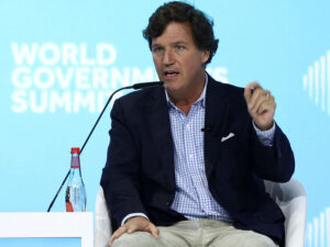 Taker Karlson Ukraynanı məhv etmək planını açıqlayıb Taker Karlson Ukraynanı məhv etmək planını açıqlayıb