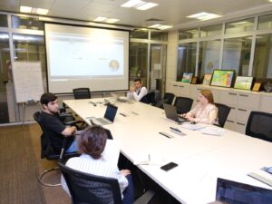 “Süni intellektlə gücləndirilmiş Elektron Ticarət: 0-dan Yuxarı Səviyyəyə” layihəsi çərçivəsində video dərslər hazırlanıb “Süni intellektlə gücləndirilmiş Elektron Ticarət: 0-dan Yuxarı Səviyyəyə” layihəsi çərçivəsində video dərslər hazırlanıb