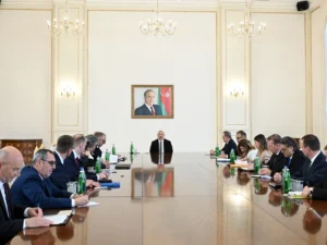 İlham Əliyev NATO nümayəndə heyətini qəbul edib İlham Əliyev NATO nümayəndə heyətini qəbul edib