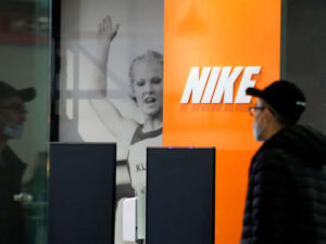 Nike işçiləri psixi sağlamlıq məzuniyyətindən məhrum edildi Nike işçiləri psixi sağlamlıq məzuniyyətindən məhrum edildi