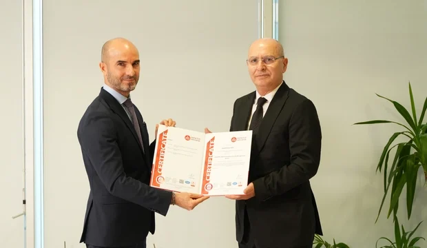 “Azərlotereya” növbəti dəfə üç beynəlxalq standart üzrə sertifikat alıb “Azərlotereya” növbəti dəfə üç beynəlxalq standart üzrə sertifikat alıb