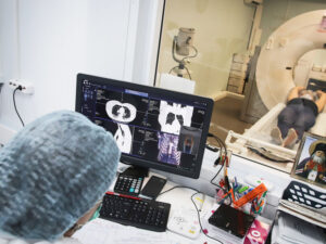 Həkim ən çox insanı radiasiyaya məruz qoyan tibbi diaqnostik metodların adını açıqlayıb