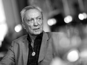 Frankenşteyn və Drakula haqqında kult filmlərin ulduzu vəfat edib