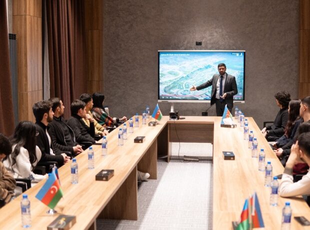 “Gənclər Qarabağda” layihəsi Zəngilanda: Böyük Qayıdışa Gənclərin Dəstəyi “Gənclər Qarabağda” layihəsi Zəngilanda: Böyük Qayıdışa Gənclərin Dəstəyi