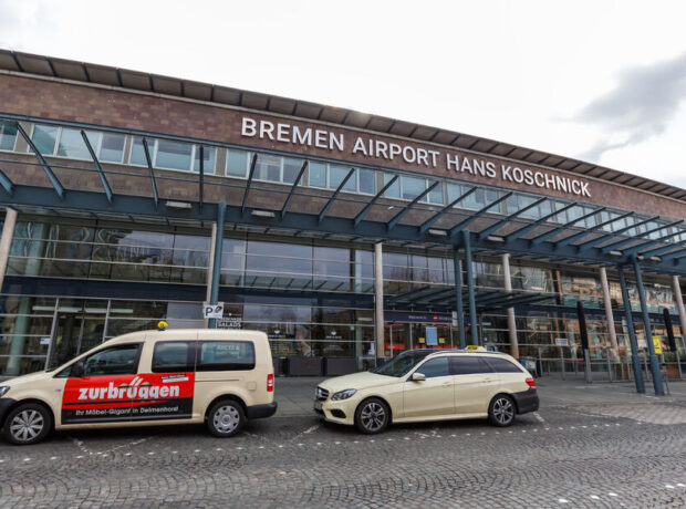 Almaniyanın şimal-qərbində pilotsuz təyyarə hava limanını iflic vəziyyətinə salıb Almaniyanın şimal-qərbində pilotsuz təyyarə hava limanını iflic vəziyyətinə salıb