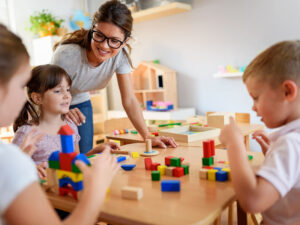 Valideynlərə uşaqlarında zehni inkişaf problemlərinin əsas əlamətləri barədə xəbərdarlıq edilib Valideynlərə uşaqlarında zehni inkişaf problemlərinin əsas əlamətləri barədə xəbərdarlıq edilib