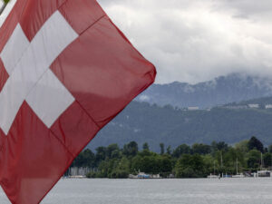 ABŞ-ın İsveçrə üçün tarif endiriminin şərtləri açıqlanıb