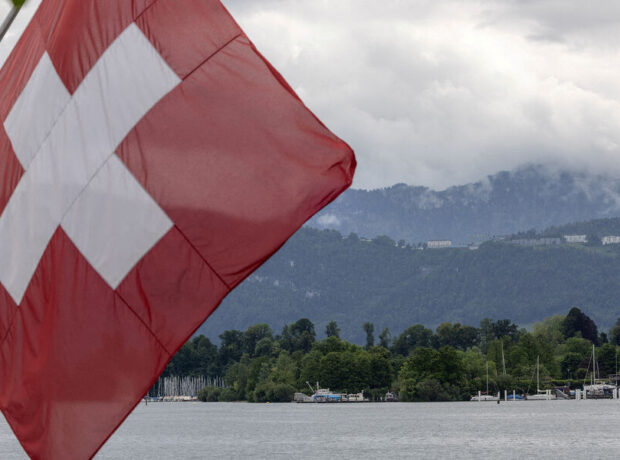 ABŞ-ın İsveçrə üçün tarif endiriminin şərtləri açıqlanıb ABŞ-ın İsveçrə üçün tarif endiriminin şərtləri açıqlanıb