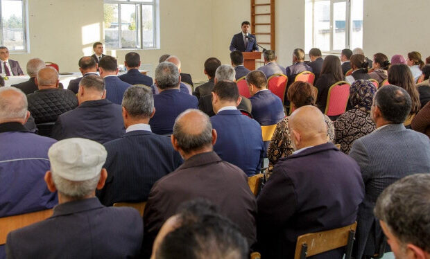 Neftçalanın icra başçısı səyyar görüş keçirib Neftçalanın icra başçısı səyyar görüş keçirib