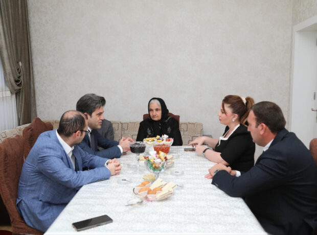 İcbari Sığorta Bürosu şəhid ailələrini ziyarət edib İcbari Sığorta Bürosu şəhid ailələrini ziyarət edib