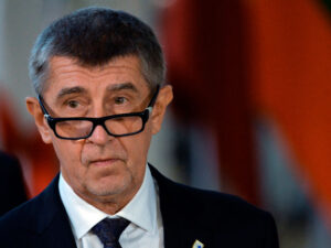 Almaniya Çexiyanın Ukrayna ilə bağlı kursunu dəyişməsindən narahatdır