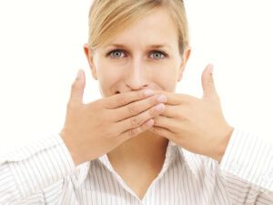 Həkim qızlarda və qadınlarda bığların görünməsinin əsas səbəbini müəyyən edib