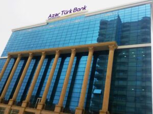 “Azər-Türk Bank”ın müştərisinə qarşı 83 manatlıq mülki iddiası “Azər-Türk Bank”ın müştərisinə qarşı 83 manatlıq mülki iddiası