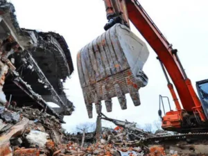 Azərbaycanda  məşhur universitetində söküntü işləri başlayır