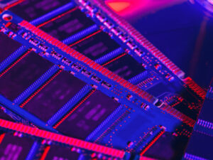 Samsung tədarükləri azaldır və RAM qiymətlərini artırıb Samsung tədarükləri azaldır və RAM qiymətlərini artırıb