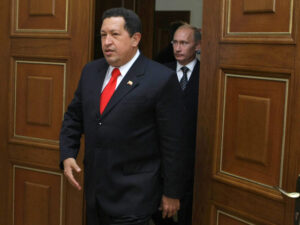 Venesuela səfiri Putinlə Uqo Çavesin ilk görüşündən danışıb Venesuela səfiri Putinlə Uqo Çavesin ilk görüşündən danışıb