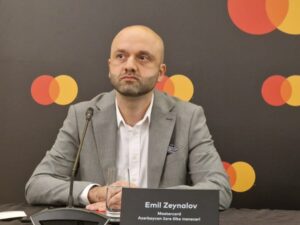 Emil Zeynalov:”Bakını 300 şəhərlik şəbəkəyə qatdıq”