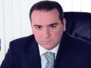 Ramiz Mehdiyevin oğlu fövqəladə hallar nazirinin müavini vəzifəsindən azad edildi Ramiz Mehdiyevin oğlu fövqəladə hallar nazirinin müavini vəzifəsindən azad edildi