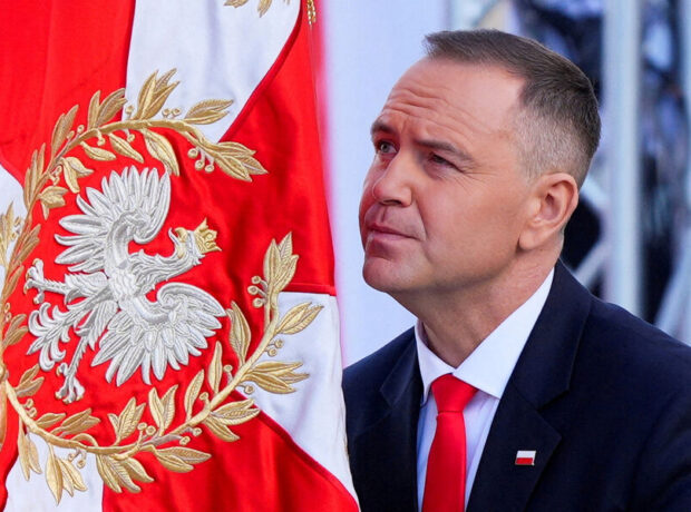 Polşanın xarici işlər naziri Navroçkini Aİ və Ukraynaya hücumda ittiham edib Polşanın xarici işlər naziri Navroçkini Aİ və Ukraynaya hücumda ittiham edib