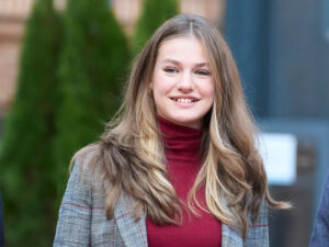 İspan şahzadəsi kral ailəsi ənənəsini pozdu