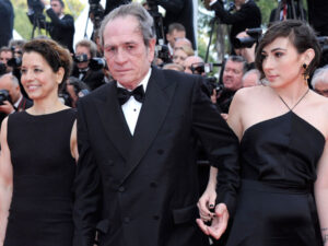 Aktyor Tommi Li Consun qızı ölü tapılıb