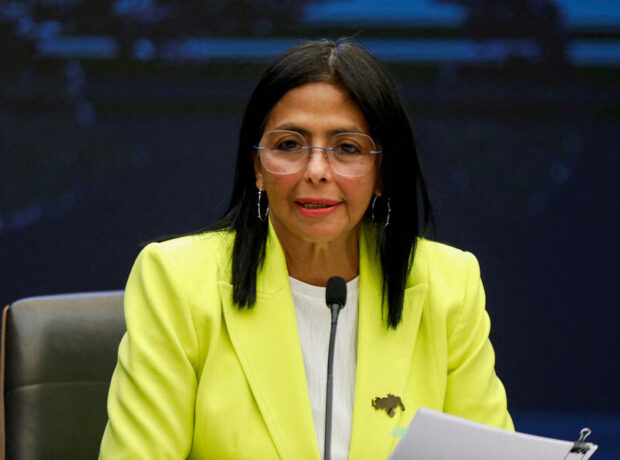 Avropa Komissiyası Venesuelanın vitse-prezidentinin dövlət başçısı kimi legitimliyini tanımayıb Avropa Komissiyası Venesuelanın vitse-prezidentinin dövlət başçısı kimi legitimliyini tanımayıb