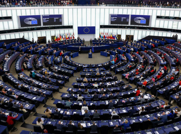 Avropa Parlamentinin üzvlərinin neyron şəbəkələri deaktiv edilib Avropa Parlamentinin üzvlərinin neyron şəbəkələri deaktiv edilib