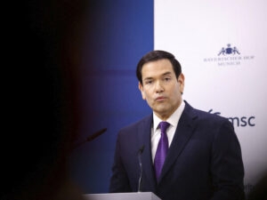 Rubio ABŞ-ın üçtərəfli nüvə danışıqlarına diqqətindən danışıb Rubio ABŞ-ın üçtərəfli nüvə danışıqlarına diqqətindən danışıb