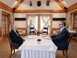 Azərbaycan və Serbiya prezidentləri qeyri-rəsmi səhər yeməyində iştirak ediblər Azərbaycan və Serbiya prezidentləri qeyri-rəsmi səhər yeməyində iştirak ediblər