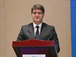 Yeni ekologiya və təbii sərvətlər naziri kimdir? – DOSYE