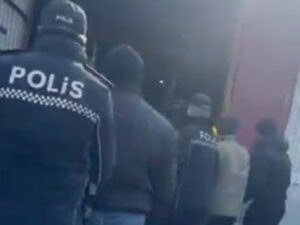 Bakıda biznesmenlə bir qrup şəxs arasında insident – Video