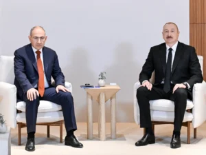 Əbu-Dabidə İlham Əliyev və Nikol Paşinyan arasında görüş keçirilib