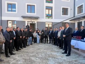 İlk köç karvanı Xocavəndə çatdı, açarlar təqdim olundu