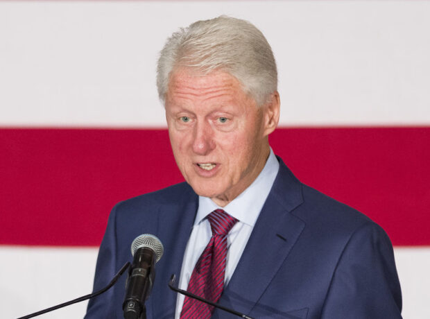 Bill Klinton Epşteyn işi ilə bağlı Konqresdə ifadə verməyə başlayıb Bill Klinton Epşteyn işi ilə bağlı Konqresdə ifadə verməyə başlayıb