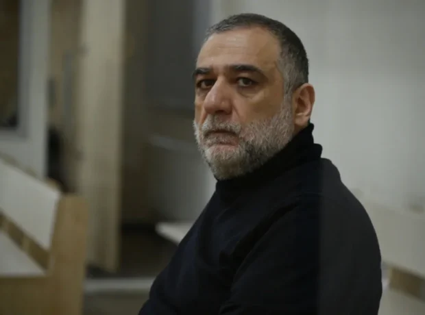 Ruben Vardanyana hökm oxundu Ruben Vardanyana hökm oxundu