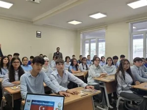 Gənc müəllimin uğuru: Gənclər Günündə Bakı şəhəri 307 nömrəli tam orta məktəbdə olimpiada nailiyyəti