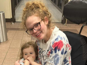 Ayaqlarında titrəmə ilə oyanan bir qadın özünü iflic vəziyyətdə tapdı