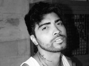 Kolumbiyanın məşhur müğənnisi Zalek ölümcül qəzaya uğrayıb Kolumbiyanın məşhur müğənnisi Zalek ölümcül qəzaya uğrayıb