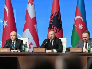 İlham Əliyev Cənub Qaz Dəhlizi Məşvərət Şurası çərçivəsində nazirlərin 12-ci iclasında çıxış edib İlham Əliyev Cənub Qaz Dəhlizi Məşvərət Şurası çərçivəsində nazirlərin 12-ci iclasında çıxış edib