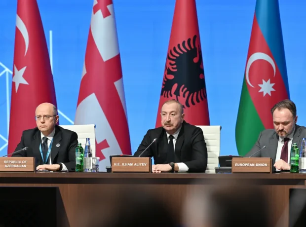 İlham Əliyev Cənub Qaz Dəhlizi Məşvərət Şurası çərçivəsində nazirlərin 12-ci iclasında çıxış edib İlham Əliyev Cənub Qaz Dəhlizi Məşvərət Şurası çərçivəsində nazirlərin 12-ci iclasında çıxış edib