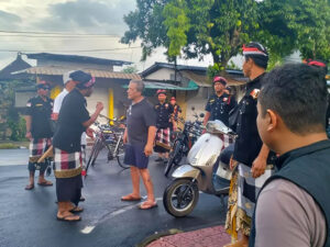 Bali adasında Sükut Günündə gəzintiyə çıxan turist saxlanılıb Bali adasında Sükut Günündə gəzintiyə çıxan turist saxlanılıb