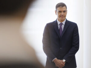 İspaniyanın Baş naziri Yaxın Şərqdəki münaqişənin genişlənə biləcəyini etiraf etdi İspaniyanın Baş naziri Yaxın Şərqdəki münaqişənin genişlənə biləcəyini etiraf etdi