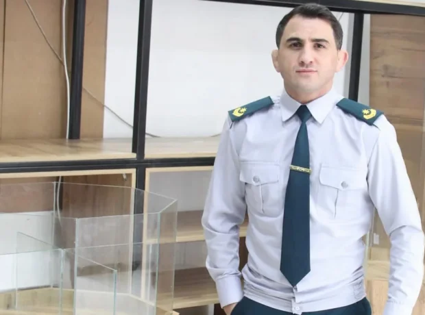 Hacı Əliyevə “mayor” hərbi rütbəsi verilib Hacı Əliyevə “mayor” hərbi rütbəsi verilib