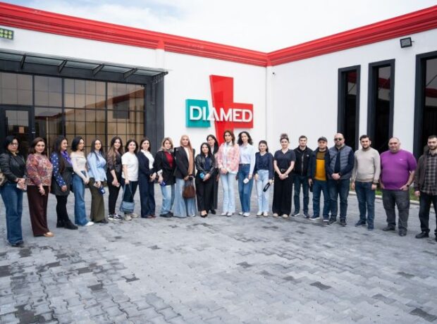 “Diamed” zavoduna mediatur təşkil olunub – FOTOLAR “Diamed” zavoduna mediatur təşkil olunub – FOTOLAR