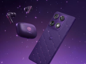 Motorola şirkəti Swarovski kristalları ilə bəzədilmiş lüks smartfon və qulaqlıqlar təqdim etdi